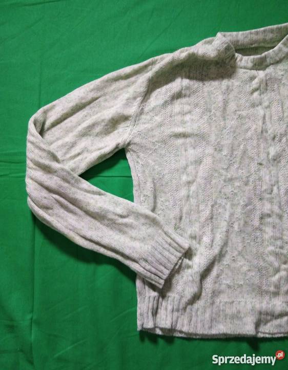 Wygodny lekki jasnozielony sweterek Warszawa