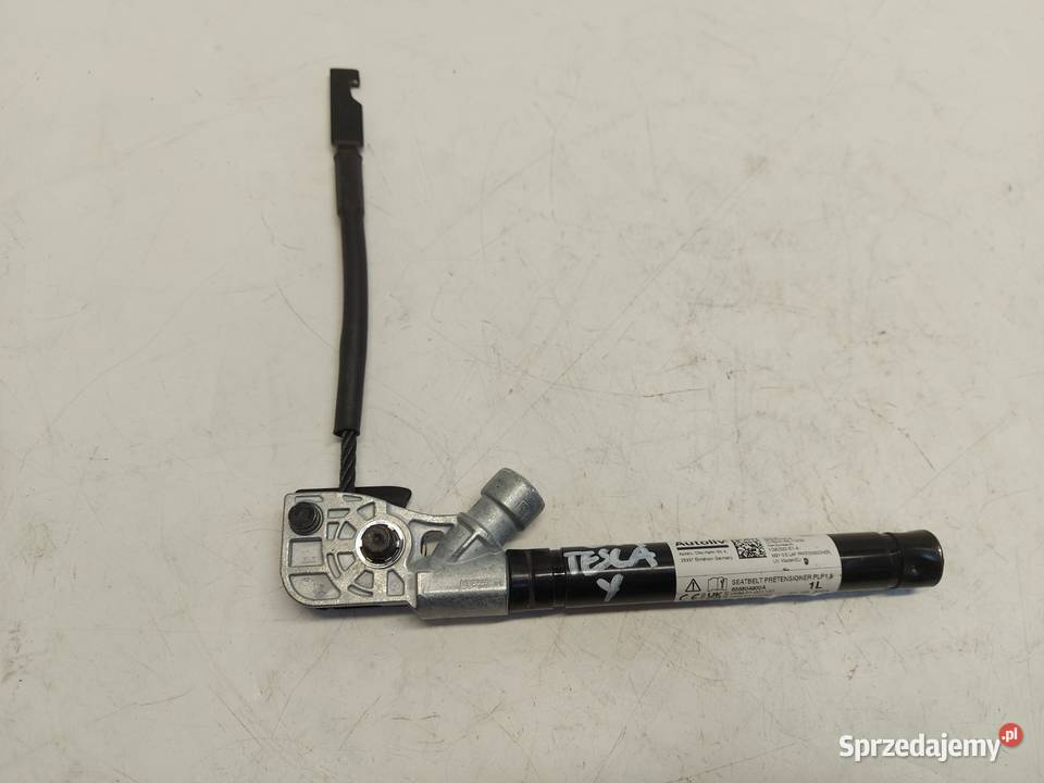 TESLA MODEL Y 2024r NAPINACZ DOPINACZ PASA LEWY Pasy bezpieczeństwa