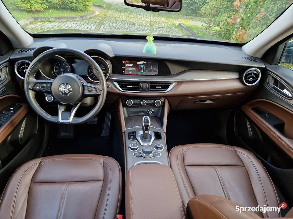 Alfa Romeo Stelvio 2021r 20Benz 280 4x4 Q4 światła LED Ryglice