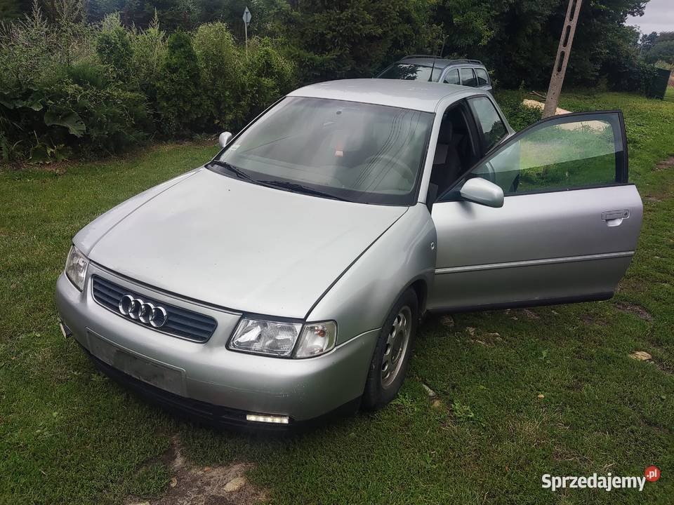 Audi a 3 osobowe Samochody na części Świdnik