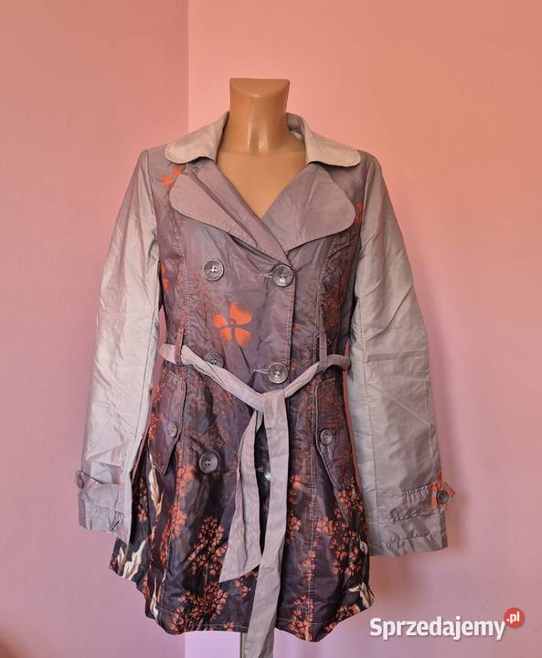 Cienki płaszcz damski rozmiar L Rozmiar 40(L) Brzesko