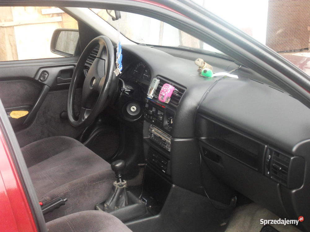 OPEL VECTRA A 20 1992 świętokrzyskie Gosań