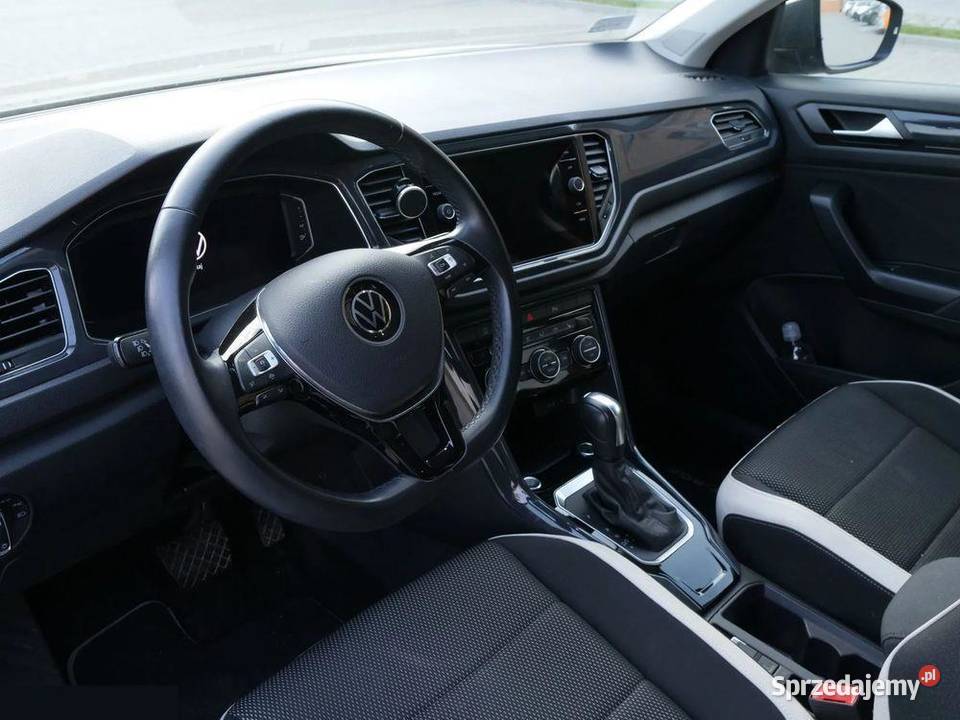 Volkswagen TRoc 15 benzyna 150 2020r stan pełny VAT Olsztyn sprzedam