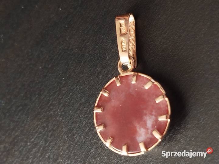 Złota zawieszka wisiorek z kamieniem Częstochowa