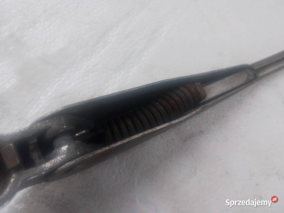 Ramie wycieraczki FIAT 125P