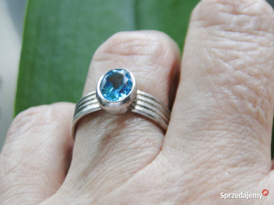 Cudny pierścionek srebro 925 i lazurowa cyrkonia Warszawa