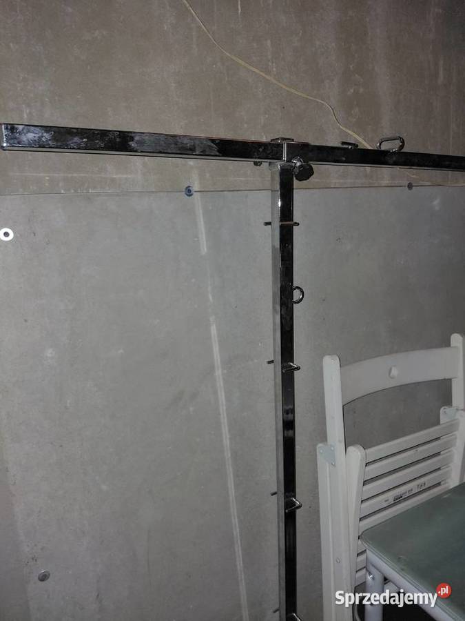 Stół w bardo stanie do strzyżenia i nie Poznań sprzedam