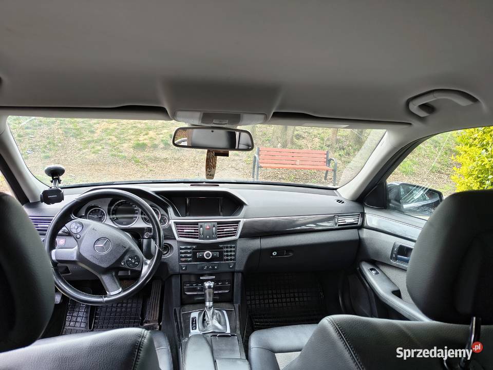 MercedesBenz E220 W212 Avangard Rok produkcji 2010 małopolskie Brzeszcze