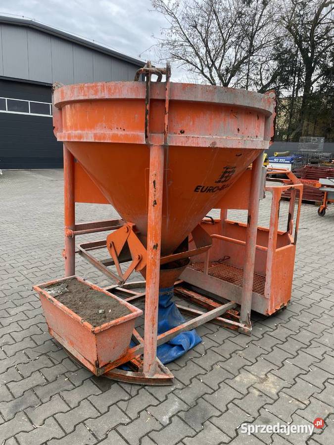 Pojemnik dźwigowy z podestem zbiornik do betonu Ślesin