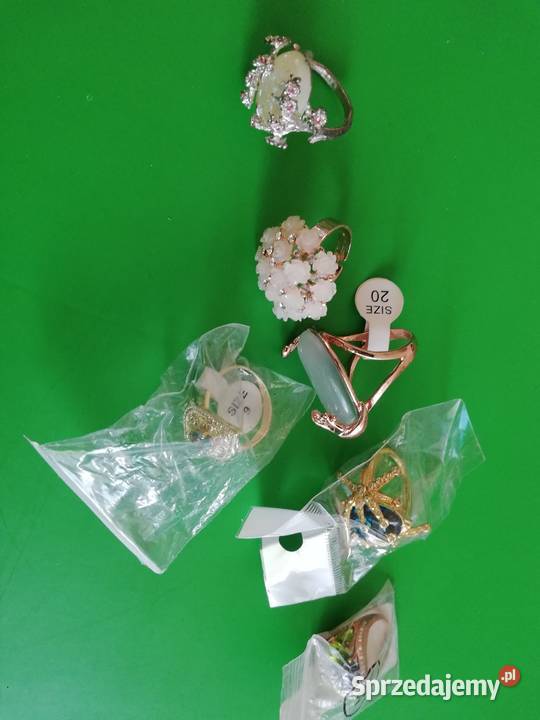 Ozdoby błyskotki kobiet Dla kobiet Warszawa