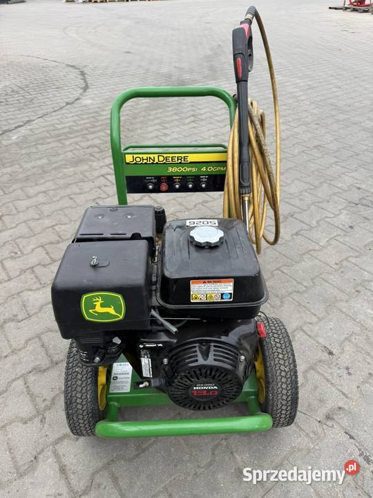 Myjka ciśnieniowa John Deere 38000 PSI 40 GPM