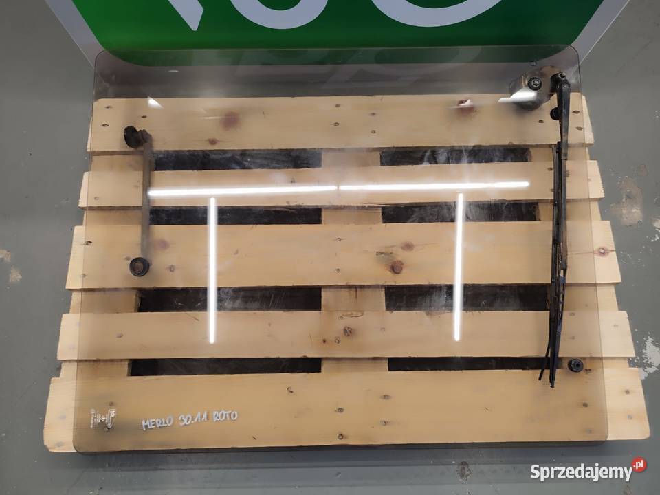Szyba przednia 024035 MERLO 3011 ROTO Wilkowo sprzedam