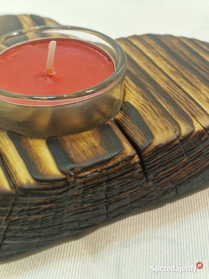Świecznik drewniany serce naturalny na tealight Sępopol