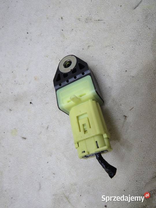 CZUJNIK UDERZENIA TYŁ PRIUS 3 III LIFT sprzedam