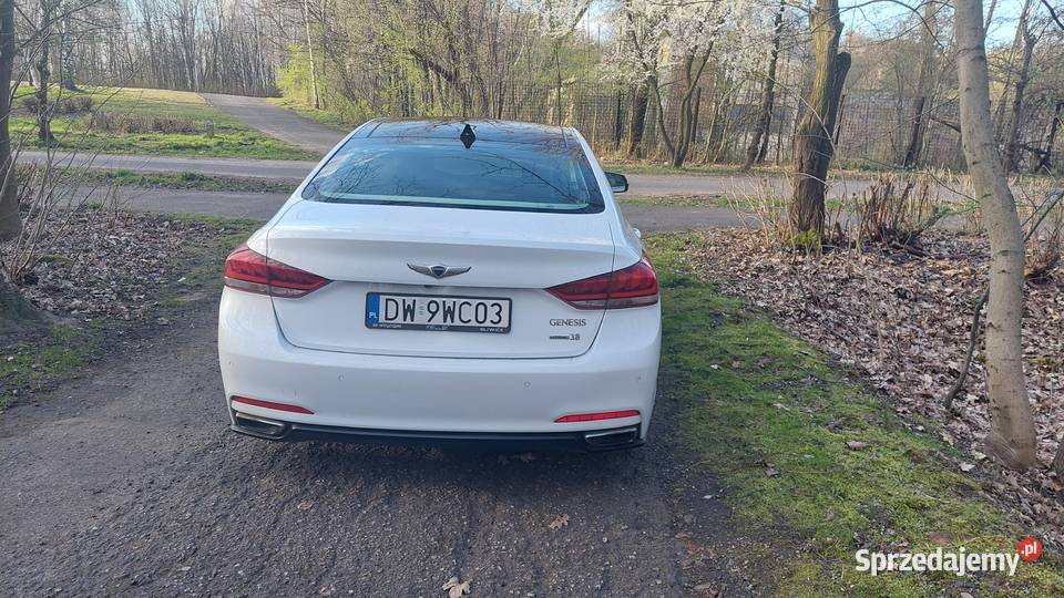 Hyundai Genesis G80 38 HTrack