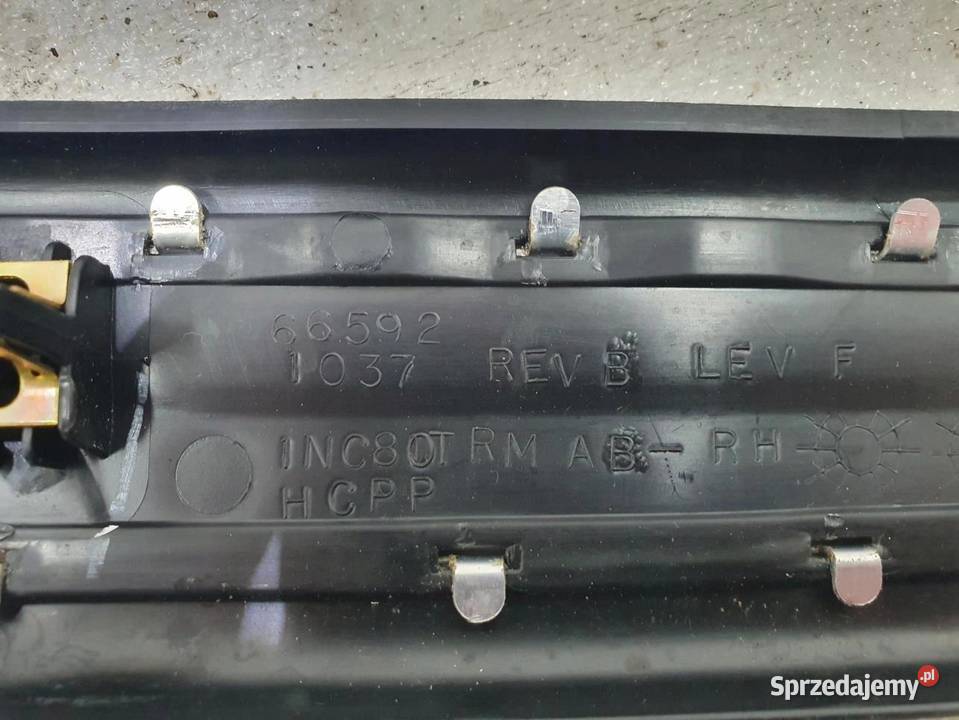 LISTWA PROGOWA PRAWA JEEP CHEROKEE WK2 665921037 osobowe sprzedam