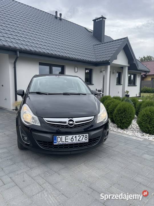 Opel Corsa 14 Benzyna 5 drzwi Niski przebieg 87 welurowa tapicerka dolnośląskie Rosochata