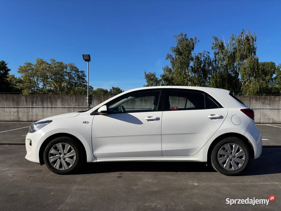 Sprzedam prywatnie Kia Rio IV gen salon Rok produkcji 2017 Warszawa