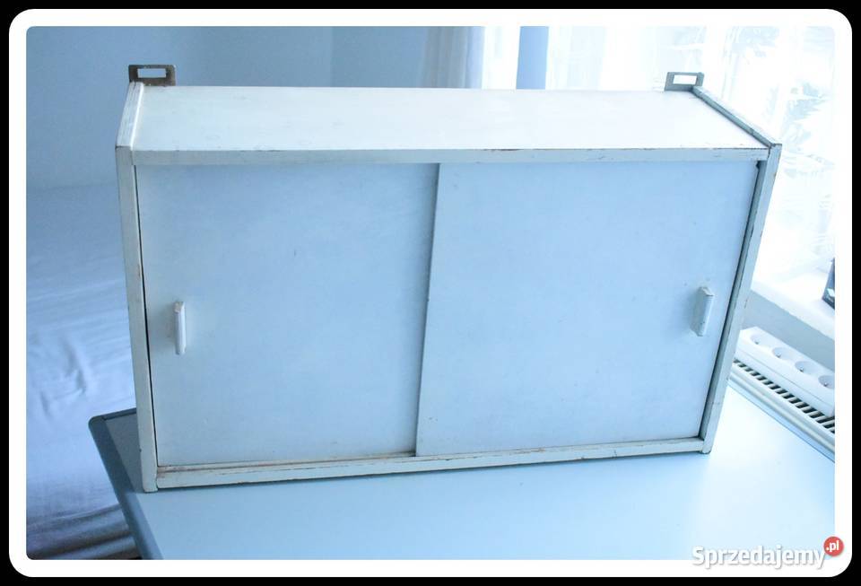 Stara szafka łazienkowa z szybą Spółdzielnia Inwalidów