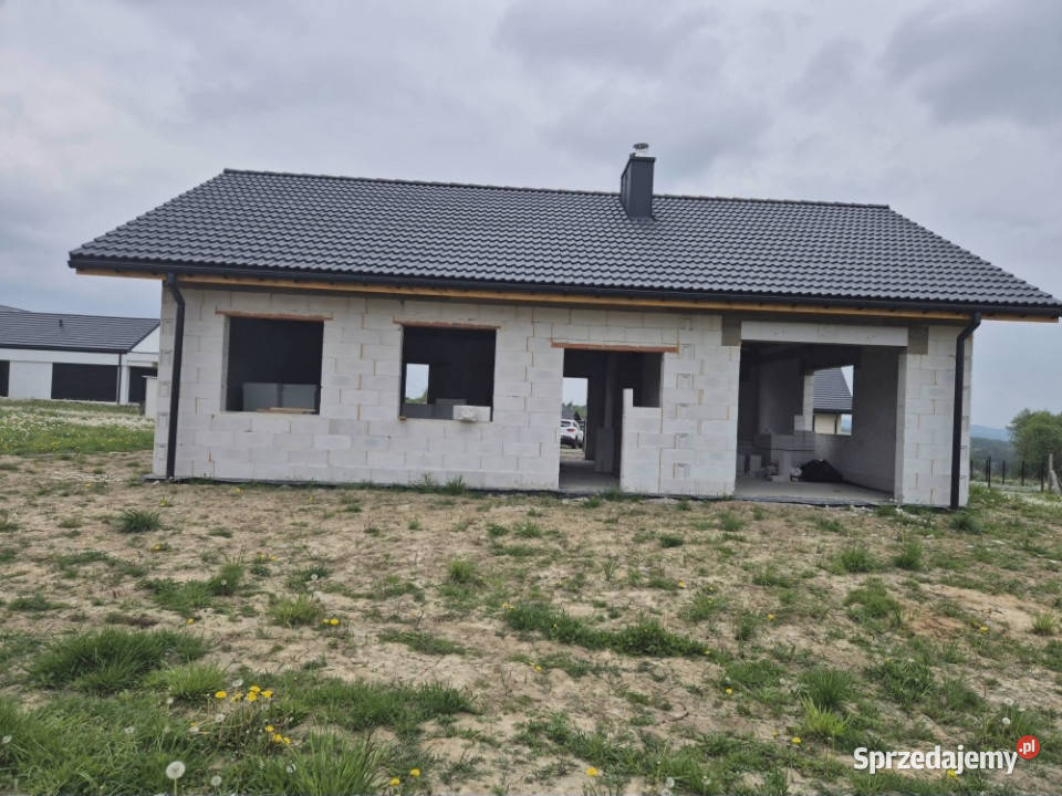 Nowoczesny dom parterowy 97 m z pompą ciepła i 98m2 małopolskie Frydrychowice