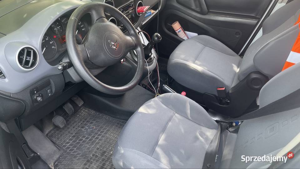 Citroen berlingo 2 dostawcze 2015 biały Szczecin