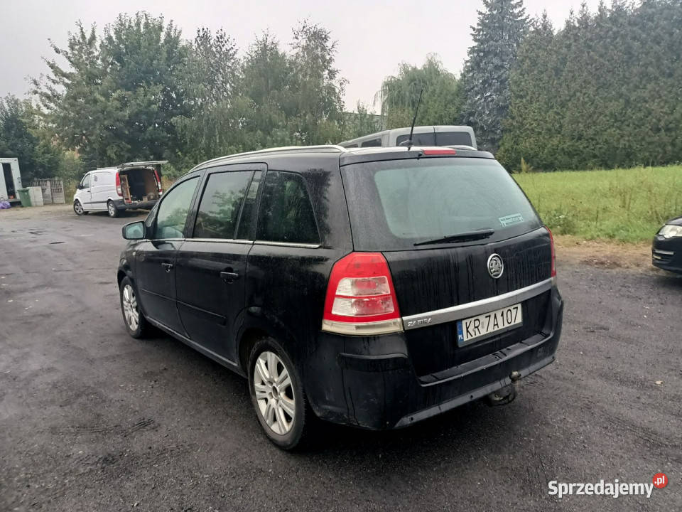 Opel Zafira Opel Zafira 17CDTI 110 10r B diesel Motoryzacja Tarnów