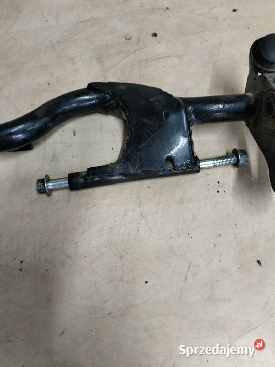 Uchwyt Górny silnika 125 chiński skuter Łubno