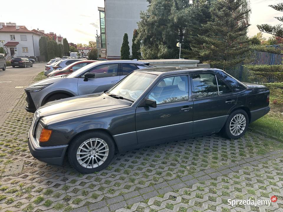 Mercedes W 124 diesel 30 1992 Warszawa