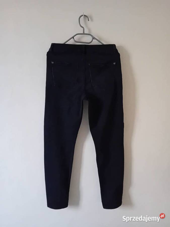 Czarne jeansy Reserved Bez wzoru Warszawa