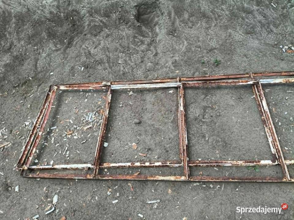 Rama stalowa szklarniowa 300x82 z teownika