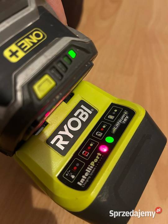 Ładowarka RYOBI RC18120 do baterii 18 V llithium