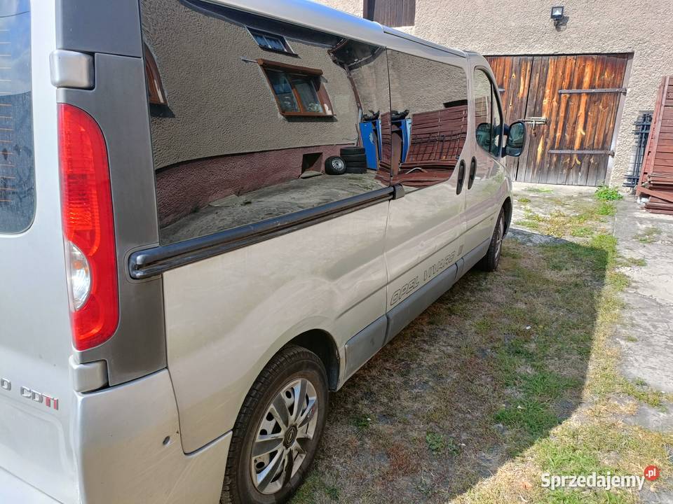 Vivaro sprzedam Ożarowice