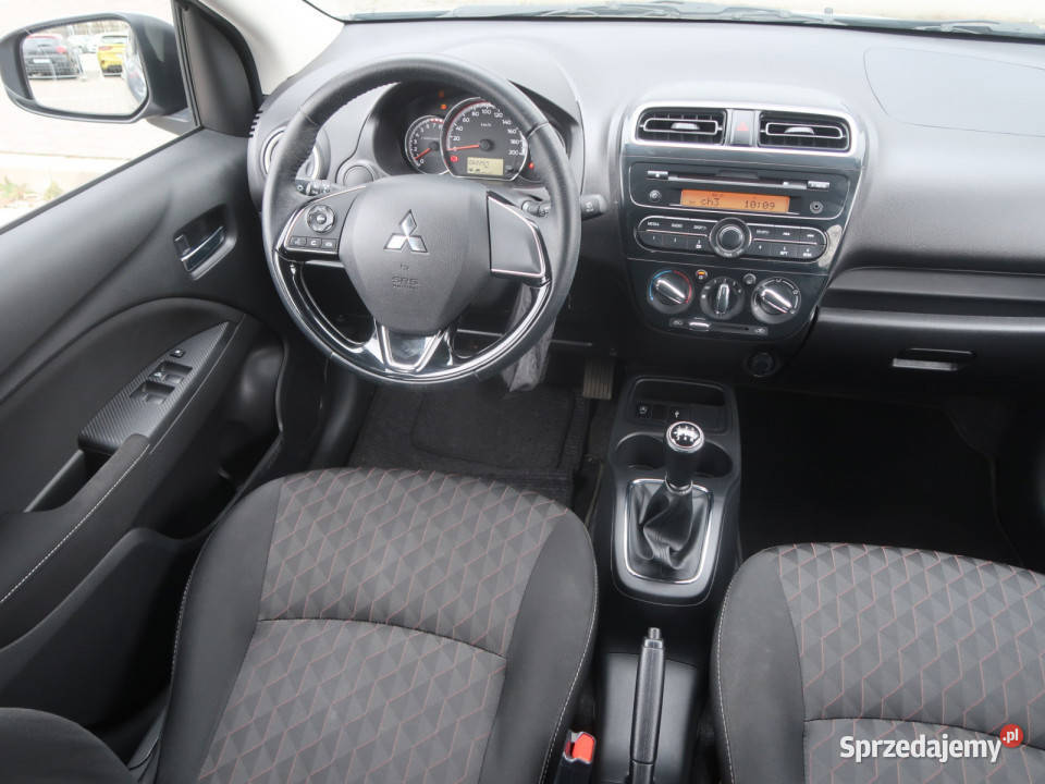 Mitsubishi Space Star 12 MIVEC