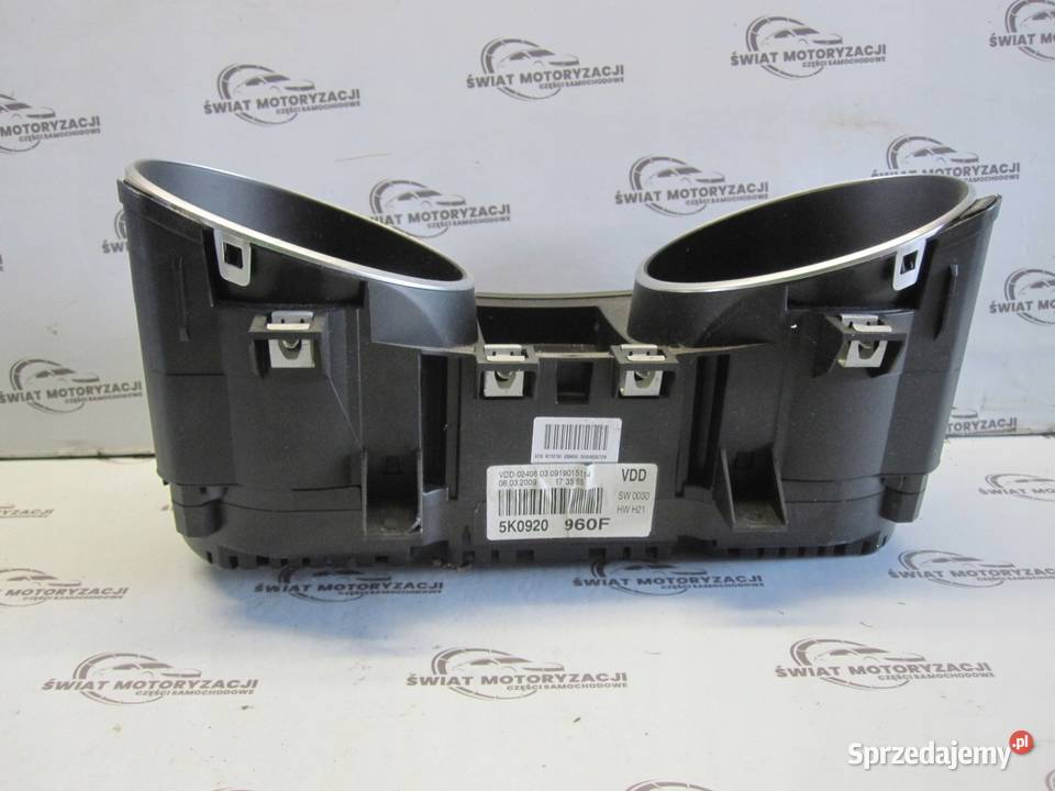 VW GOLF VI 09r licznik zegary 5K0920960F ANGLIK Rok produkcji 2009 Kielce