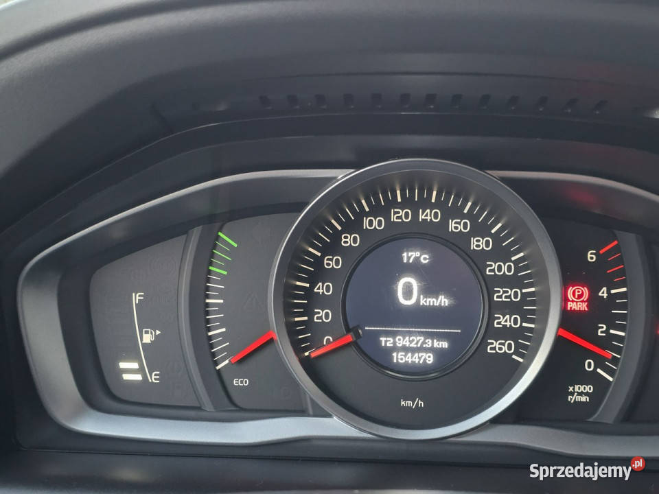 Volvo XC 60 LIFT Śliczny i zadbany nowe opony Czarnków sprzedam