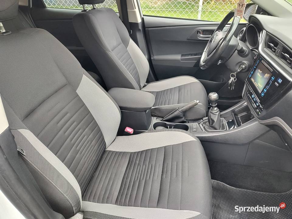 TOYOTA AURIS 16 D4D Leszno