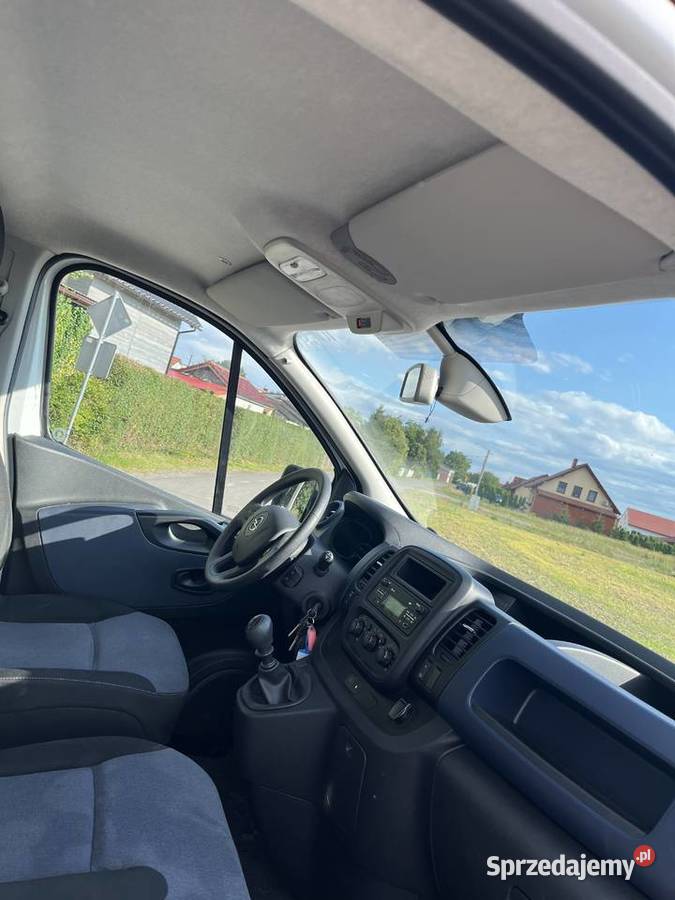 Opel Vivaro 2019 75 przebiegu 16 95 Chojnów