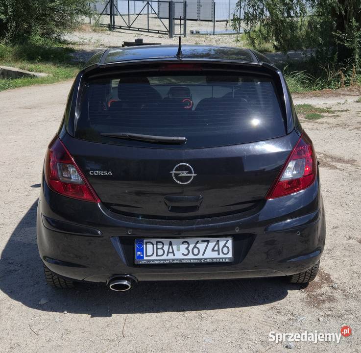 Opel Corsa D 14 B 100 2010r benzyna dolnośląskie Siechnice sprzedam