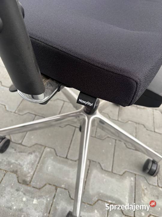 Fotel idealny do długiej pracy Nowy Styl Biznes i Przemysł Kraków