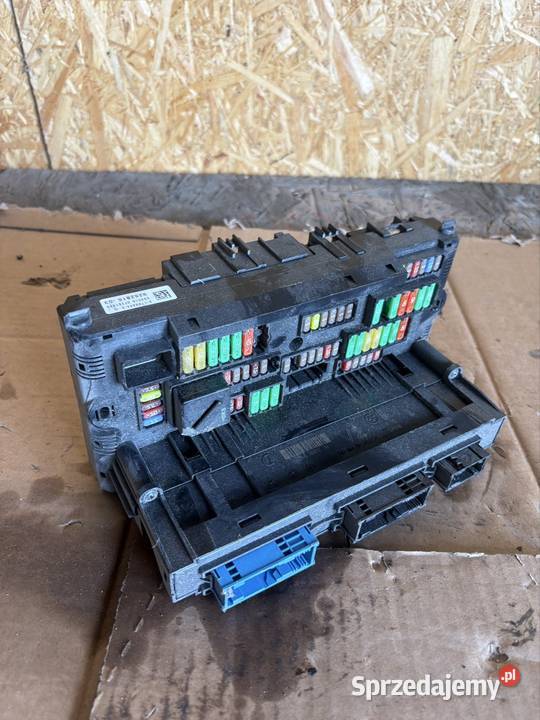 Bmw f10 f11 Ramka Moduł bezpieczników 9252815