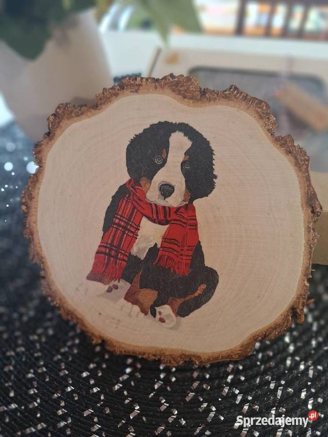 Obrazek na drewnieberneński w świątecznej szacie Strzyżów