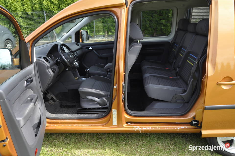 VW Caddy life automat tdi Klima hak Sierakowice sprzedam