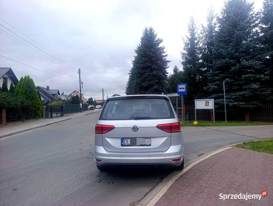 VW Touran 2016rNavi Zamiana 16 diesel automatyczna