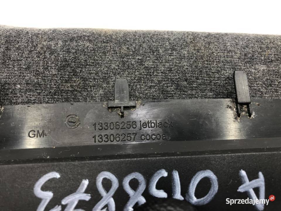 OSŁONA KOLUMNY KIEROWNICZEJ OPEL INSIGNIA A LIFT osobowe