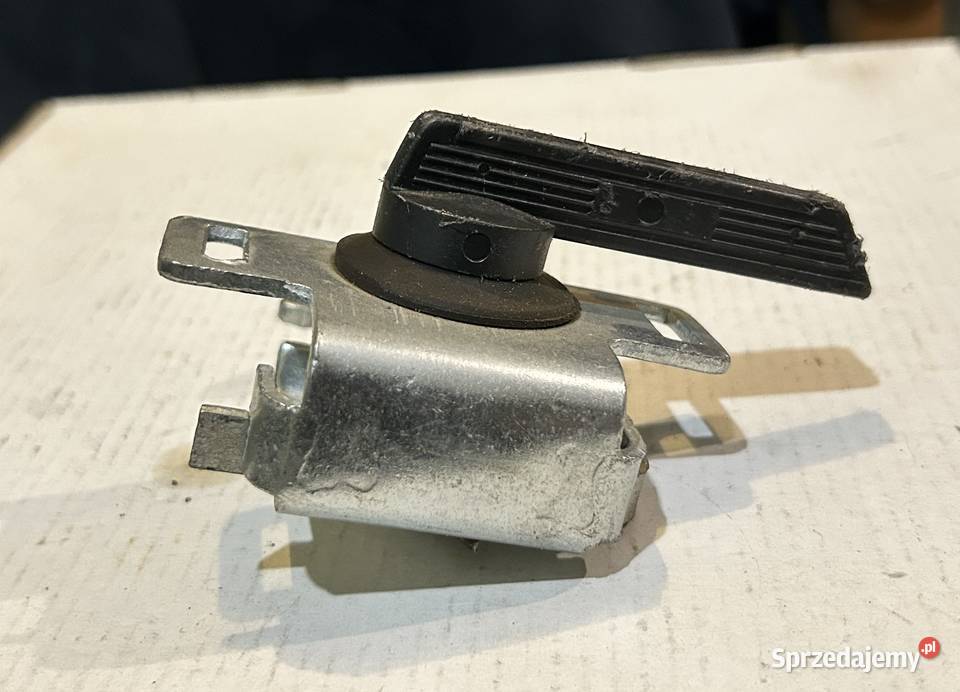 NOWY zamek maski C360 Ursus Warszawa sprzedam