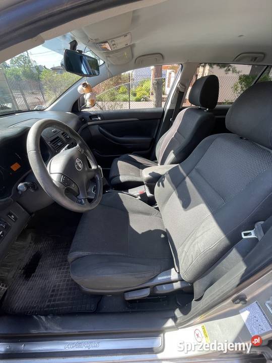 TOYOTA Avensis II kombi 18 VVTI 129 POLIFT wspomaganie kierownicy Zagościniec