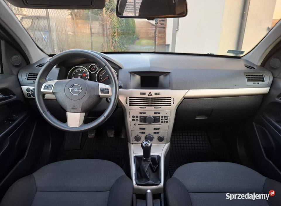 Opel Astra H 14 benzyna Poznań