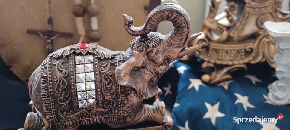 ZEGAR SLON OZDOBNY NA BATERIE RACZEJ NIE SPRAWNY brązowy sprzedam