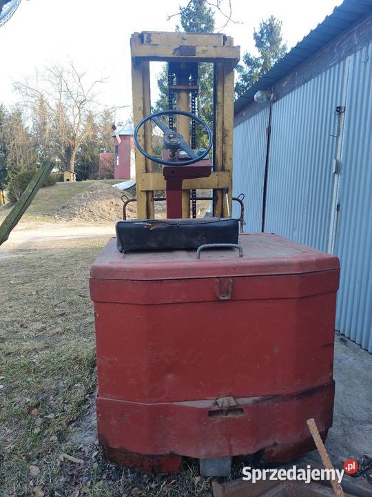 Wózek widłowy elektryczny Serniki