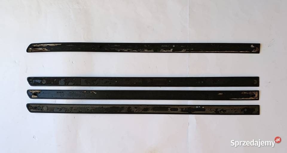 Listwa drzwi Audi A4 b5 listwa boczna ozdobna Listwy i nakładki